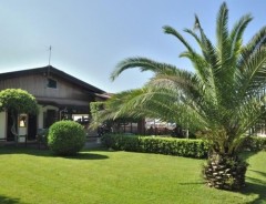 Marina di Massa - Camping ITALIA 
      