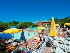 Cisano di Bardolino - Camping SERENELLA 
      