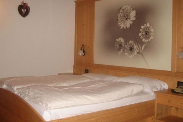 5LI01538_2.jpg
