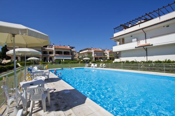 MEDITERRANEO_RESORT_PINETO_14.JPG